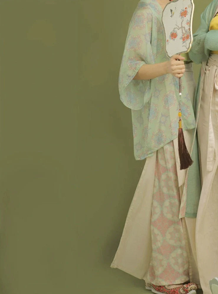 Bai Tao 白桃 White Peach Song Dynasty Banbi & Song Trousers Set - Image 4
