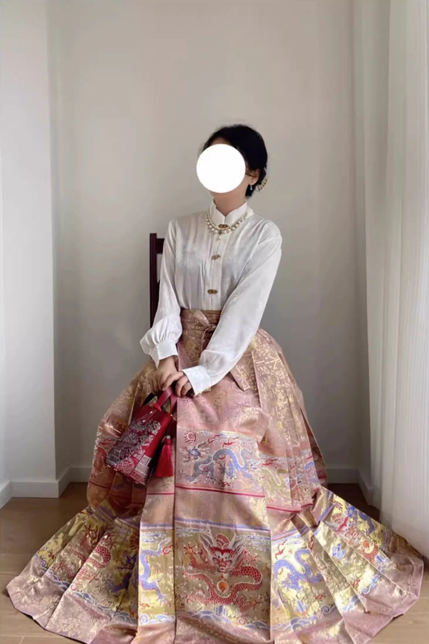 Baifu Long 百福龙 Hundred Blessings Iridescent Custom Mamian Skirt - Image 5