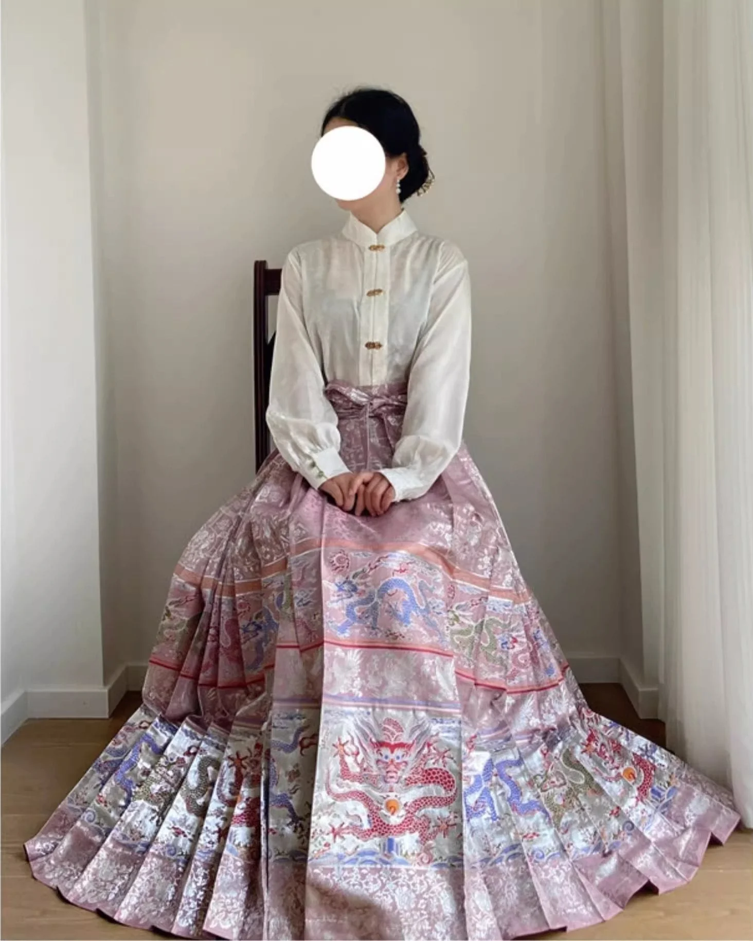 Baifu Long 百福龙 Hundred Blessings Iridescent Custom Mamian Skirt - Image 7