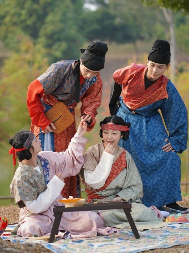 Banbi 半臂 Tang Dynasty Unisex Half Sleeve Shirt - Image 9