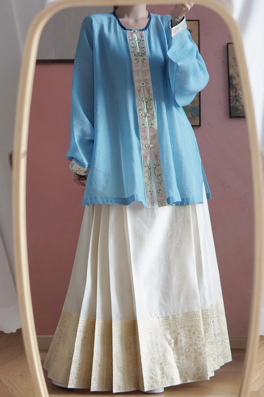Bao Za 宝藏 Precious Treasures Ming Dynasty Mamian Skirt - Image 13