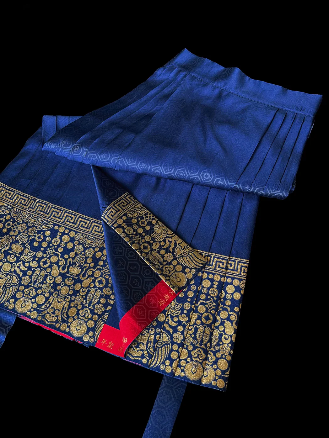 Bao Za 宝藏 Precious Treasures Ming Dynasty Mamian Skirt - Image 30
