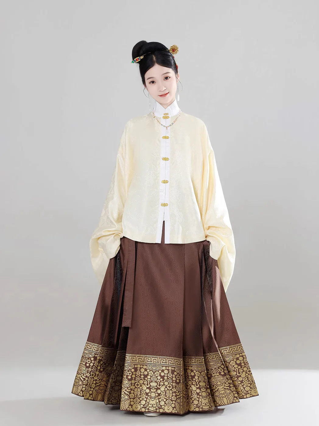 Bao Za 宝藏 Precious Treasures Ming Dynasty Mamian Skirt - Image 6