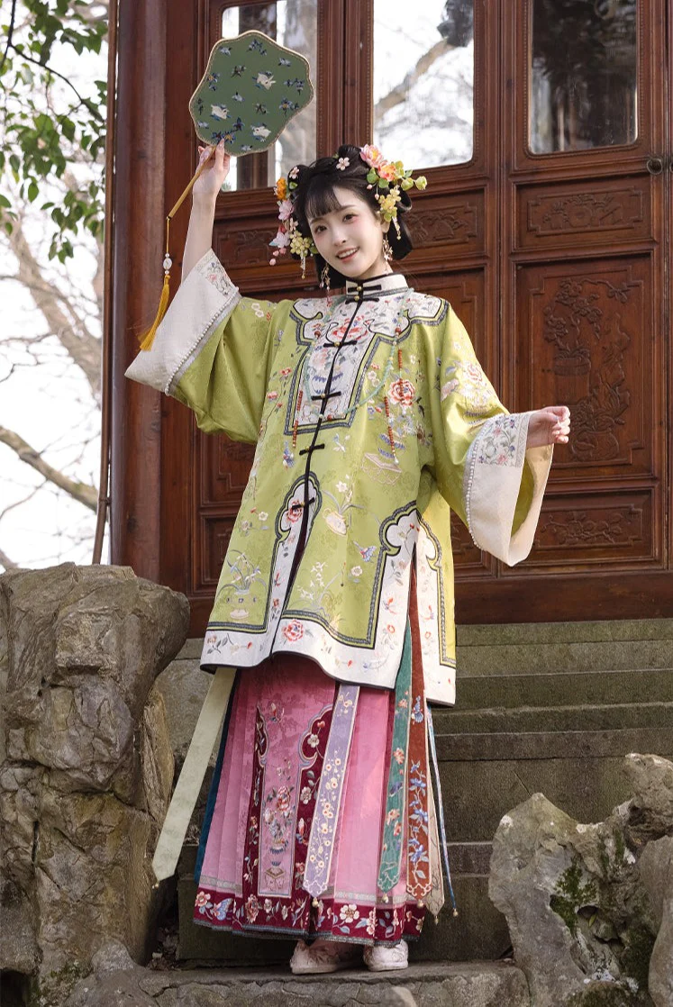 Bi Ying 碧影 Jade Shadow Qing Han Modernized Set - Image 10
