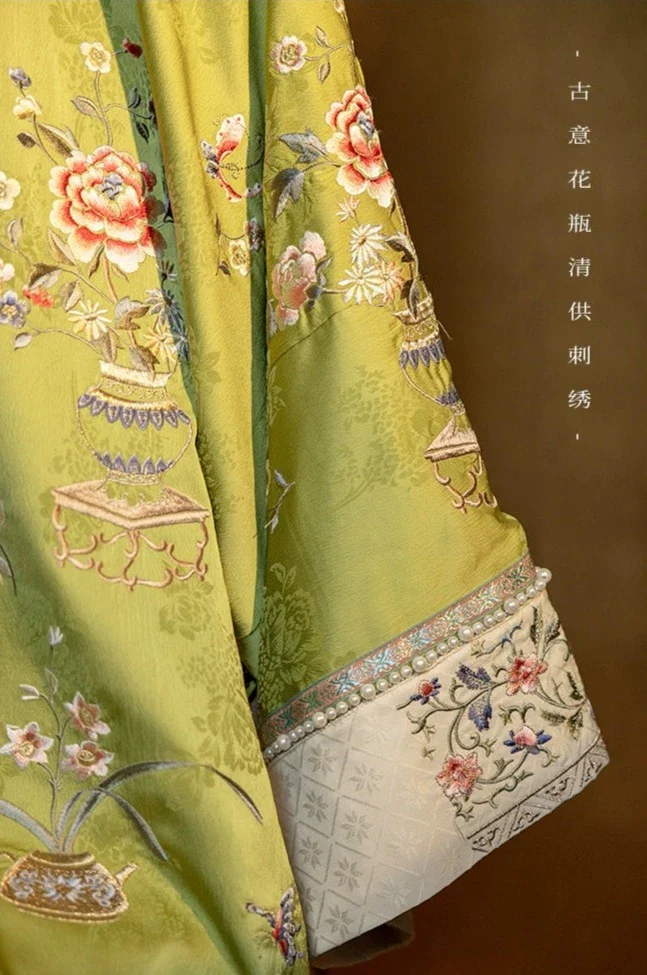 Bi Ying 碧影 Jade Shadow Qing Han Modernized Set - Image 8