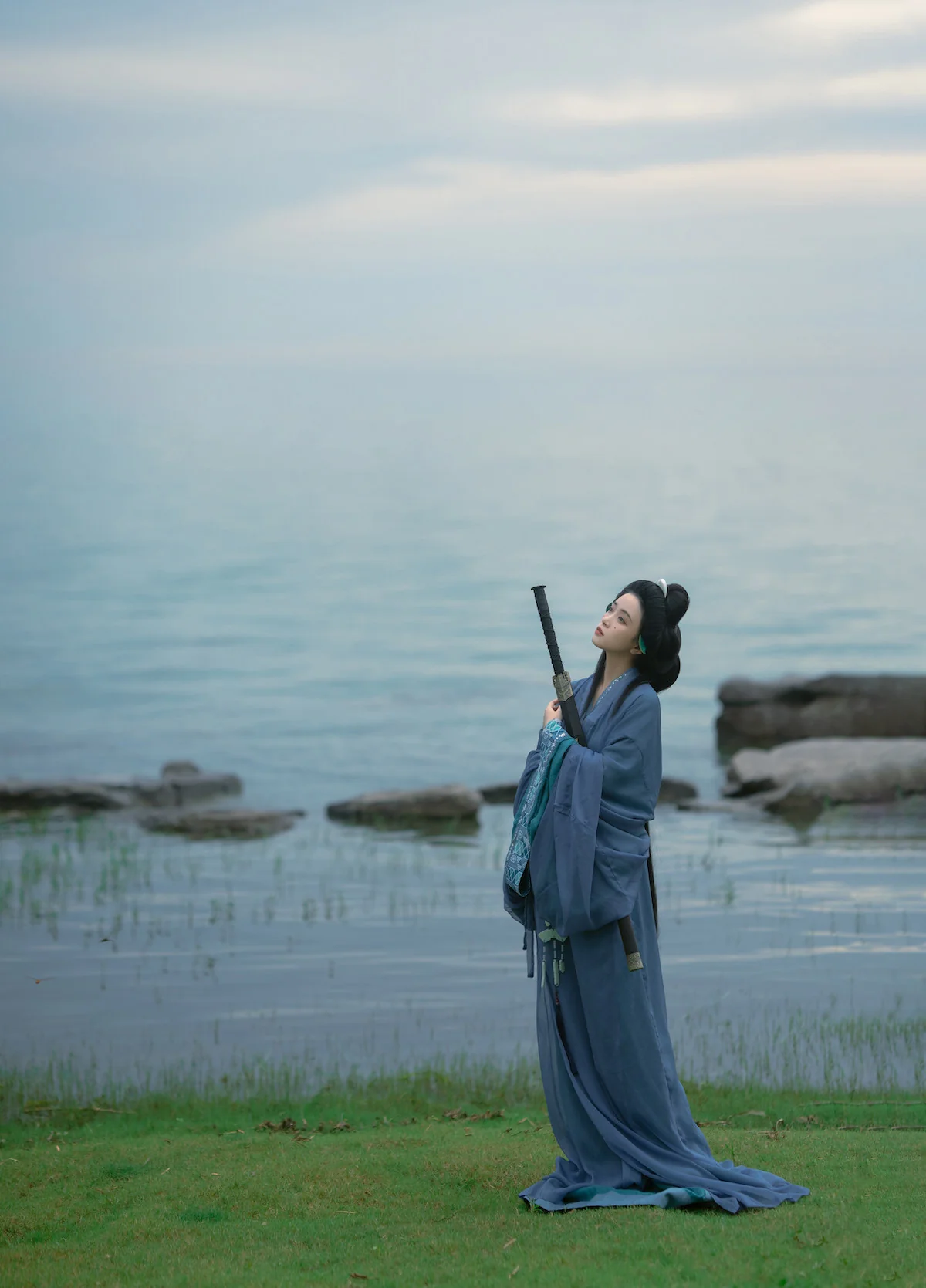 Cang Lang 沧浪 Vast Waves Modernized Warring States Zhiju Straight Hem Robe Set - Image 8