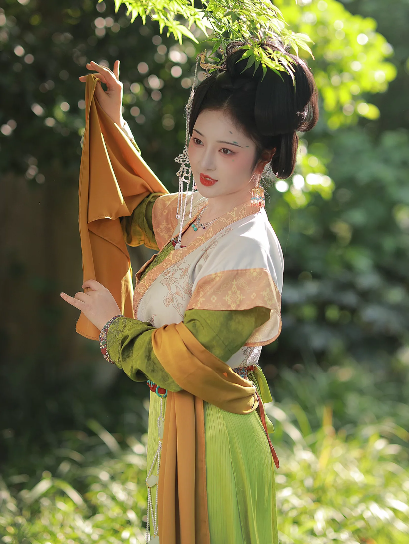 Cang Yuan 沧源 Early Tang Restoration Banbi Poqun Ruqun Set - Image 4