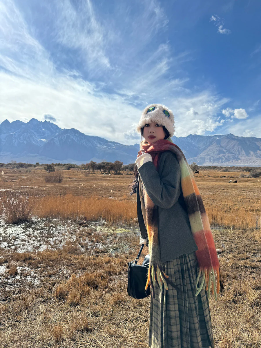Chang Lü 常绿 Evergreen Modernized Ming Plus Size Wool Round Collar Coat & Plaid Easy Wear Mamian Skirt Set - Image 4