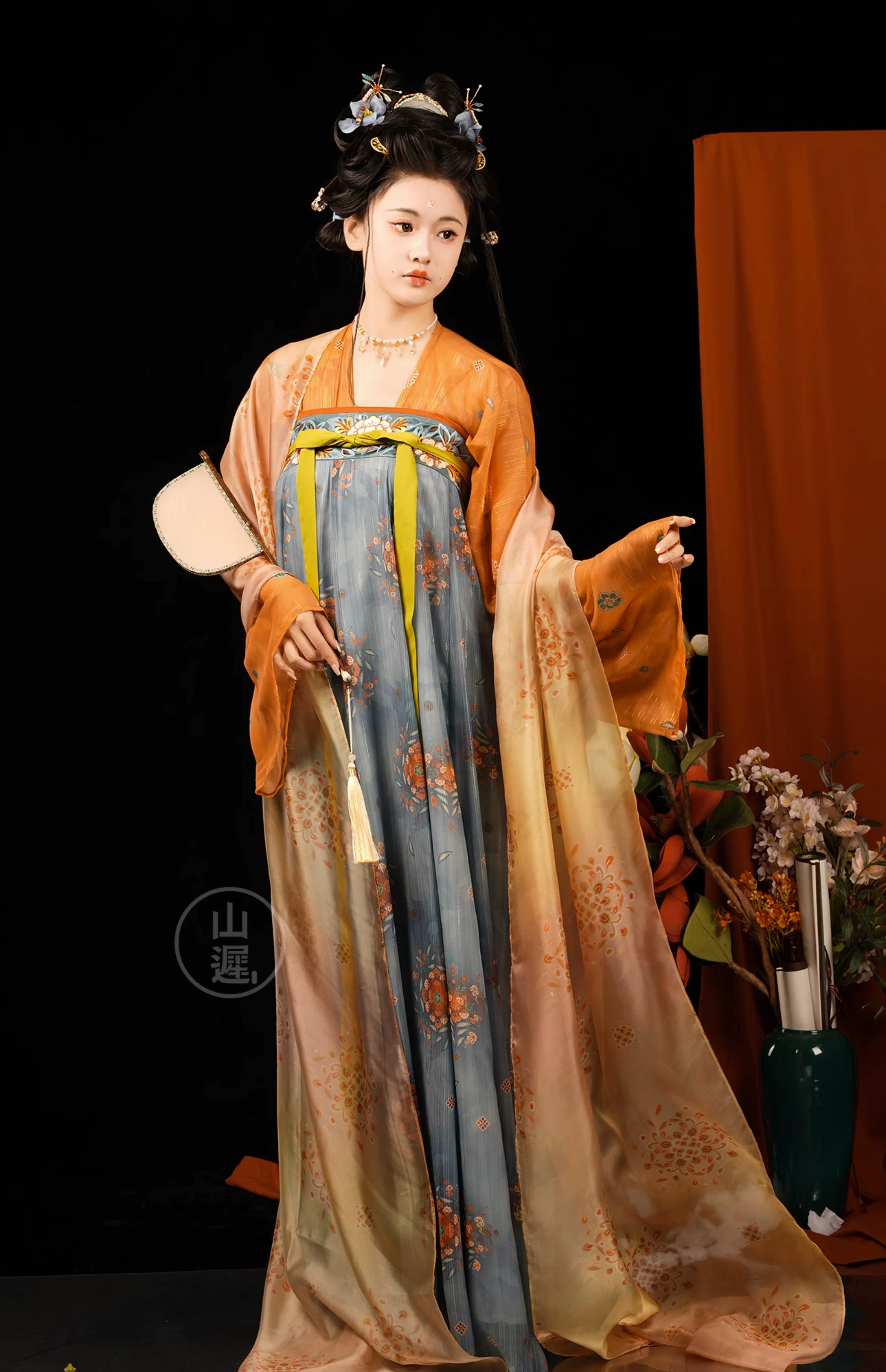 Chang'An 长安 Tang Dynasty Embroidered Hezi Restoration Qixiong Ruqun Set - Image 2