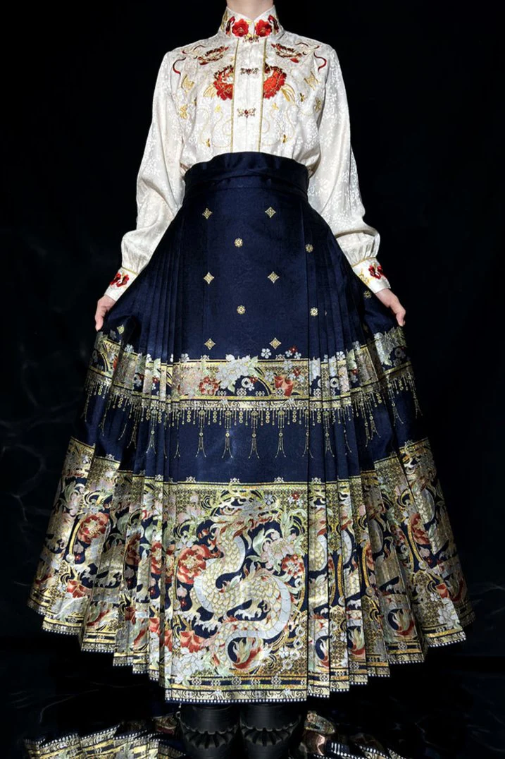 Chen Long 辰龙 Sun Dragon Ming Dynasty Mamian Skirt - Image 4
