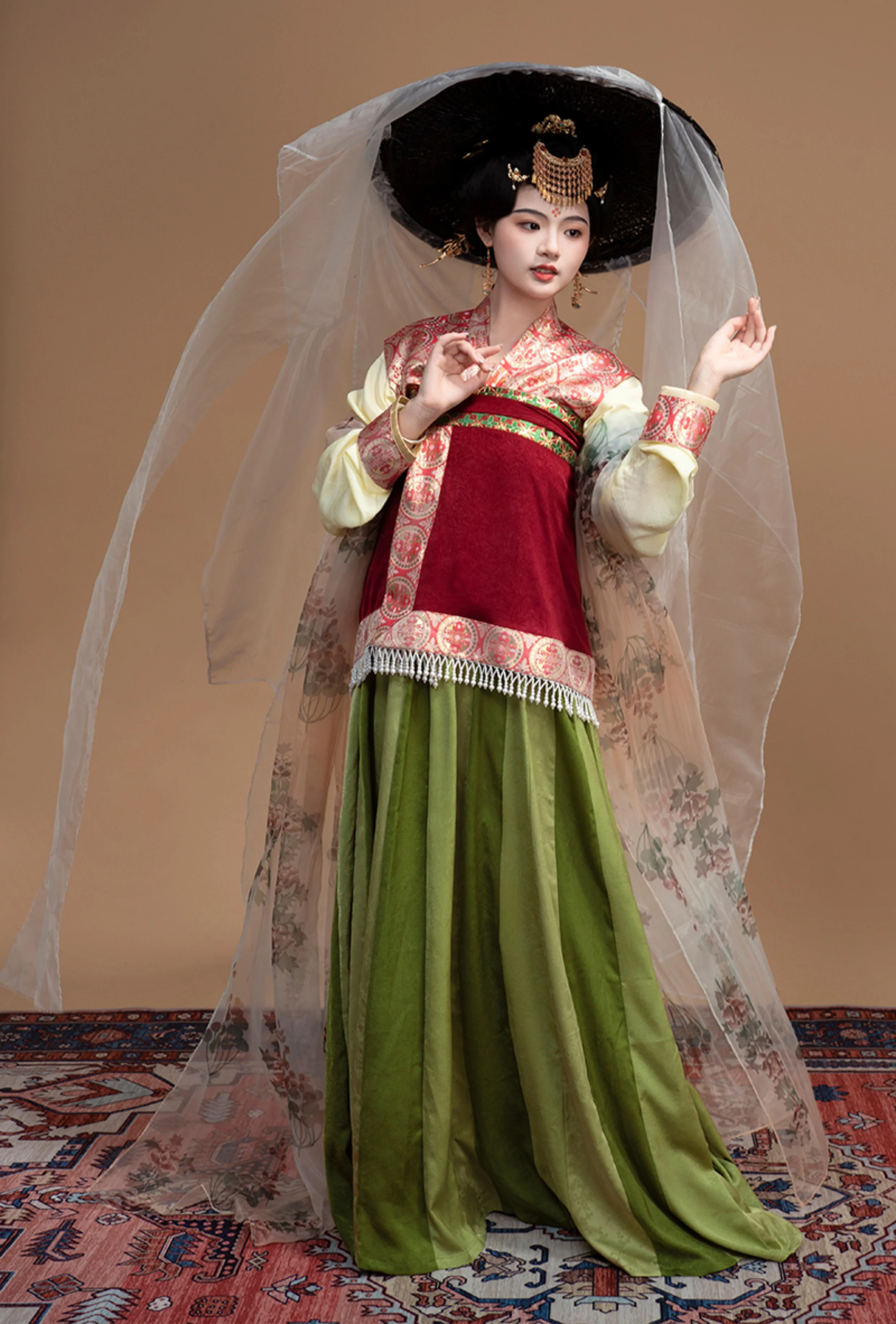 Chen Sha 辰砂 Cinnabar Early Tang Dynasty Restoration Chuiling Beizi Jacket & Poqun Qixiong Skirt Set - Image 11