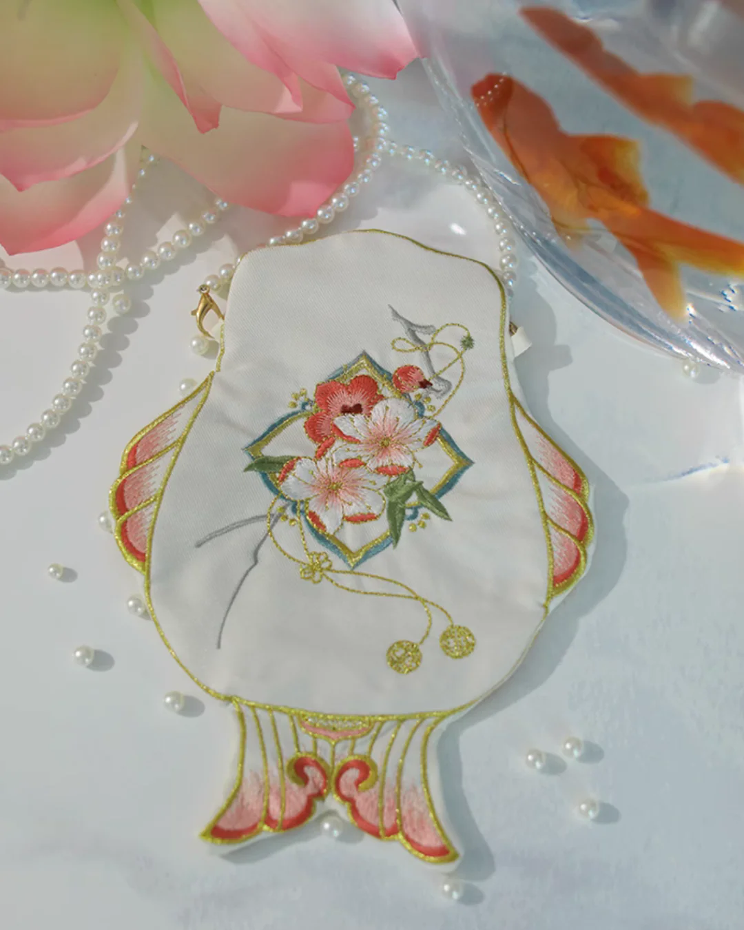 Chitang 池塘 Goldfish Pond Phone Purse - Image 4