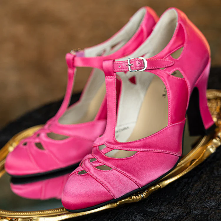 Chou Hu 绸湖 Satin Lakes 1930s Satin Criss Cross T-Strap Mary Janes - Image 4