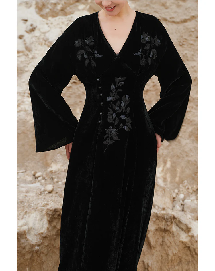 Ci Xiu 刺绣 Osmanthus Embroidery New Chinese Style Velvet Midi Dress - Image 2