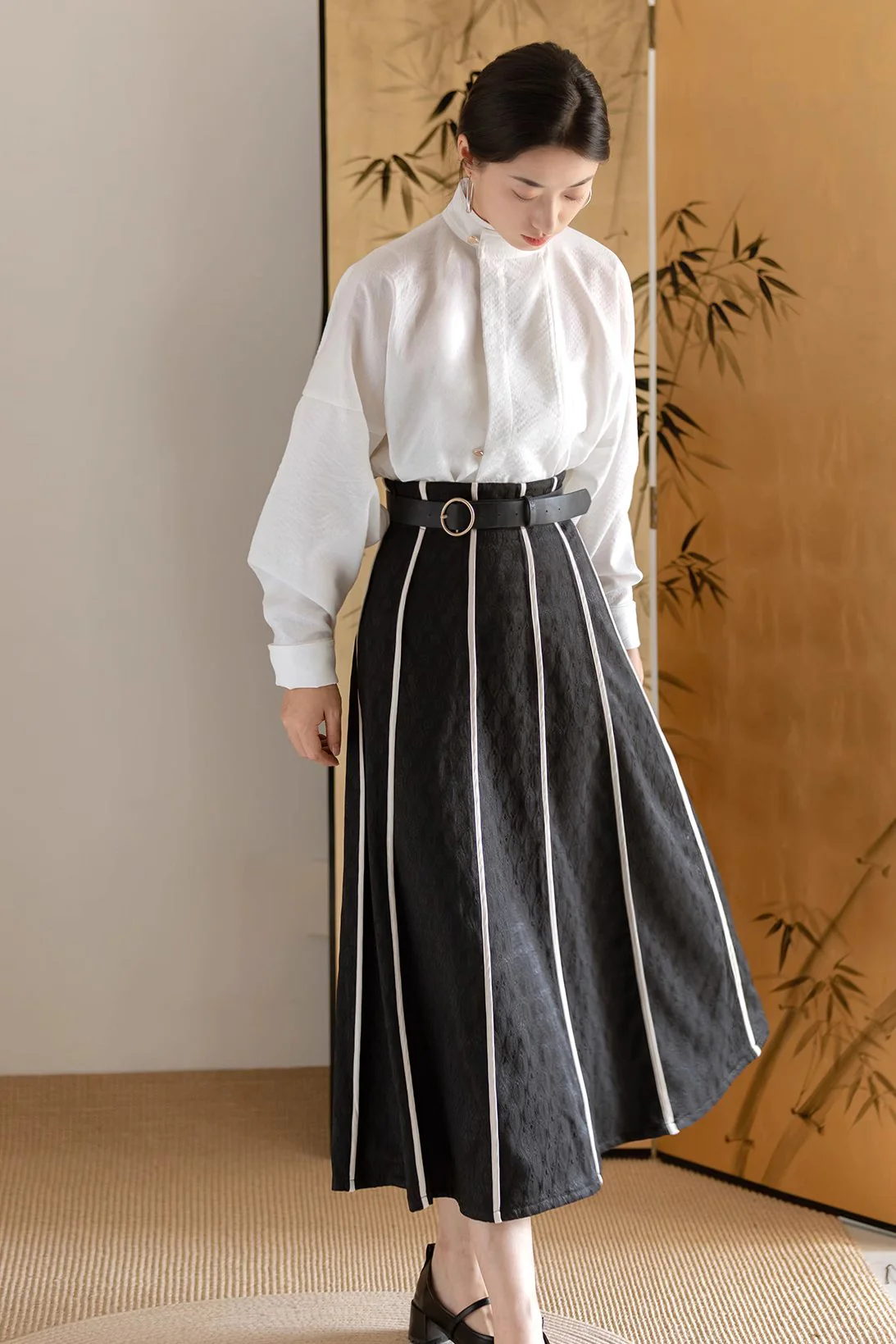 CUI 萃 Modernized Tang Yuanling Pearl Button Up Blouse - Image 2