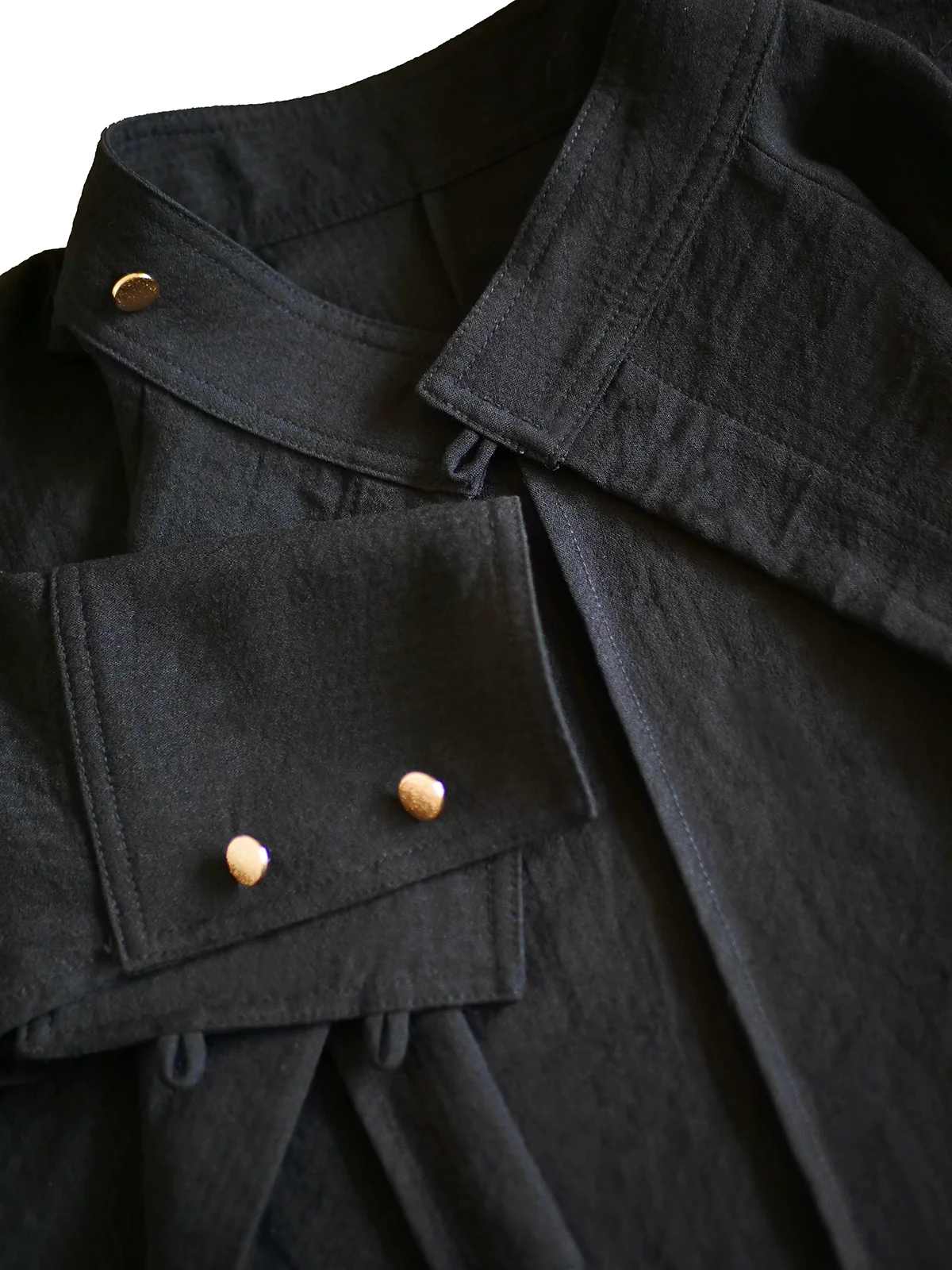 CUI 萃 Modernized Tang Yuanling Pearl Button Up Blouse - Image 7