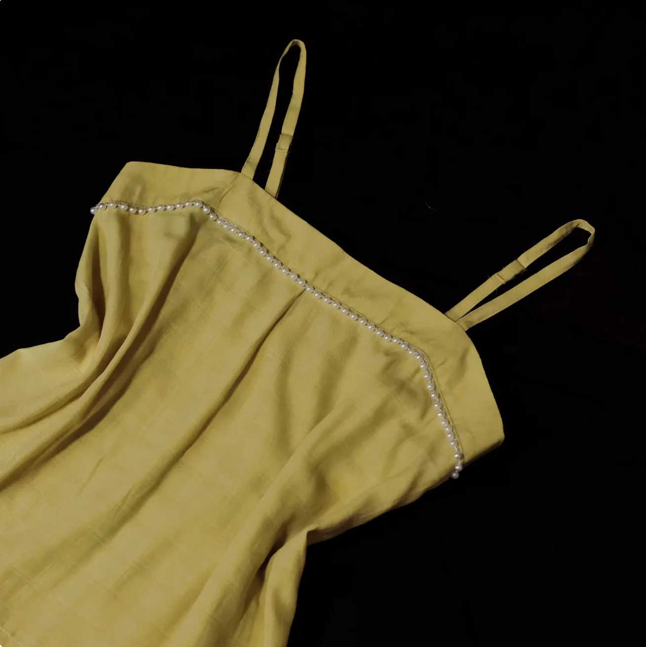 Dong Men 东门 Eastern Gate Song Dynasty Pearl Trim Moxiong Undergarment - Image 11