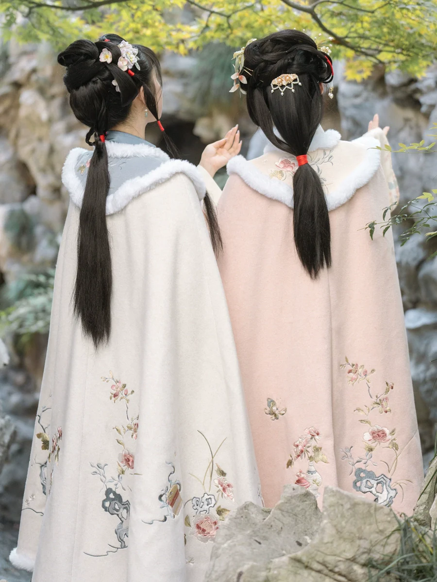 Dong Yu 冬玉 Winter Jade Modern Ming Qing Embroidered Winter Fur Doupeng Cape - Image 2
