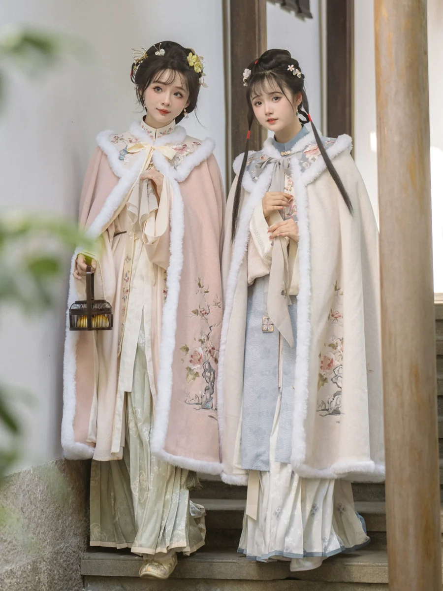 Dong Yu 冬玉 Winter Jade Modern Ming Qing Embroidered Winter Fur Doupeng Cape - Image 3