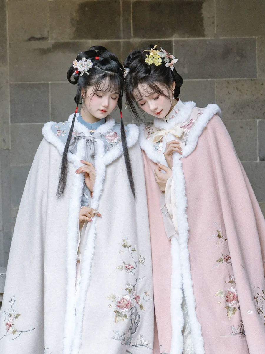 Dong Yu 冬玉 Winter Jade Modern Ming Qing Embroidered Winter Fur Doupeng Cape - Image 5