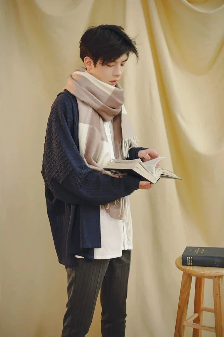 Dou Jiang 豆浆 Soy Milk Modernized Song Unisex Feijixiu Arrow Sleeve Knit Cardigan - Image 4