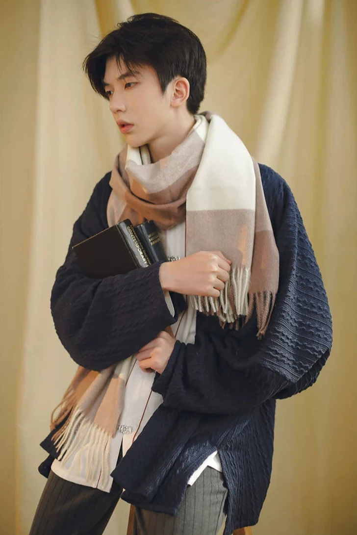 Dou Jiang 豆浆 Soy Milk Modernized Song Unisex Feijixiu Arrow Sleeve Knit Cardigan - Image 5