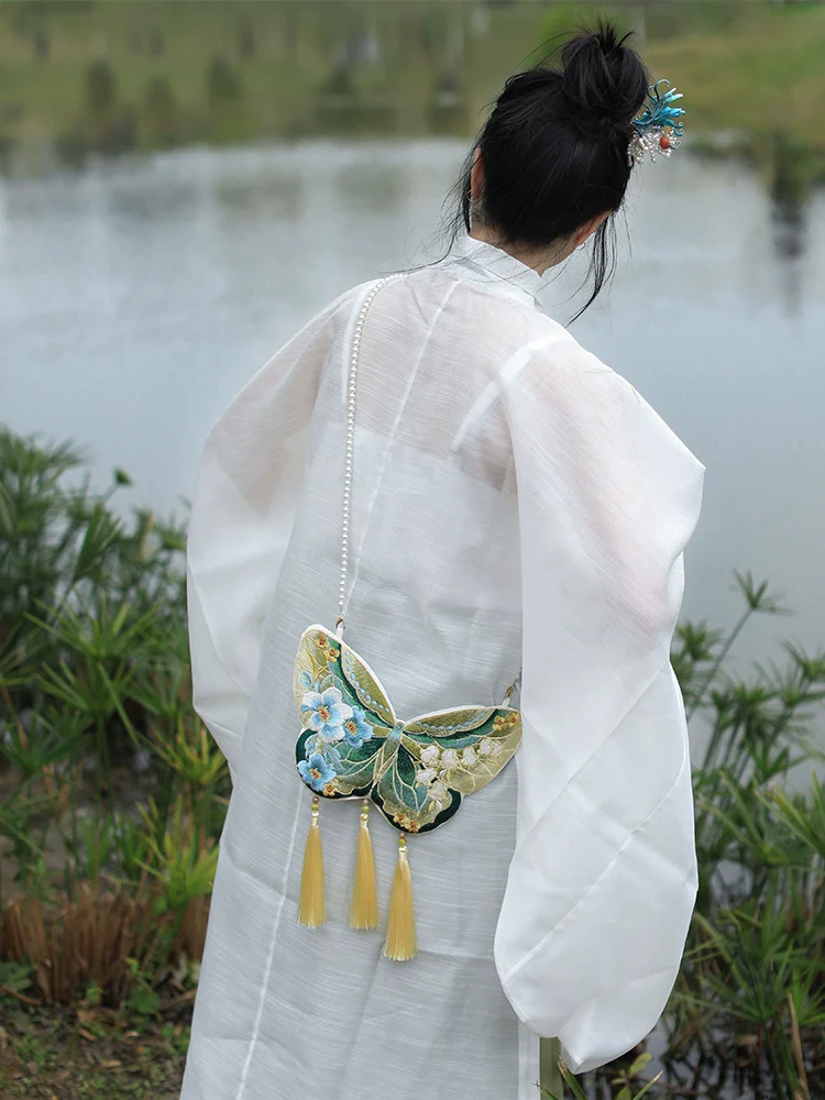 Double Butterfly 双面蝴蝶 Reversible Purse - Image 3