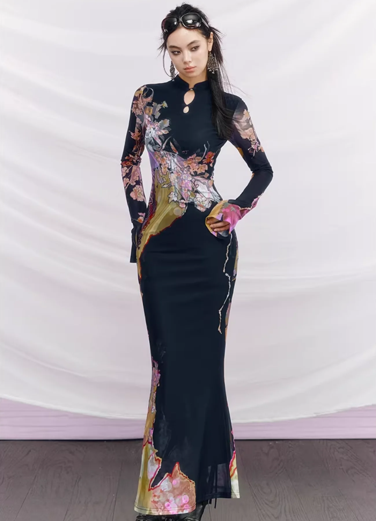 Du Sancai 度三彩 Tricolor Pottery New Chinese Style Long Sleeve Qipao - Image 8
