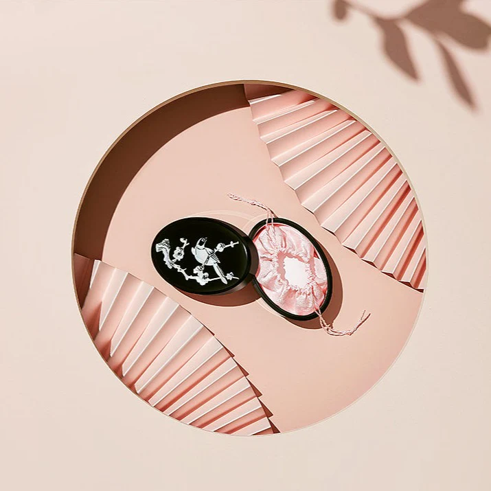 Duck Egg Powder 鸭蛋香粉 Xie Fuchun Traditional Makeup Fragrant Pressed Powder - Light Rose - Image 3
