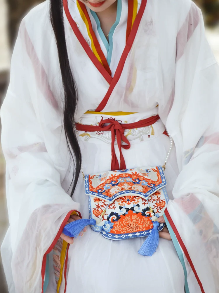 Dunhuang Lianhua 敦煌蓮花 Dunhuang Lotus Phone Purse - Image 2