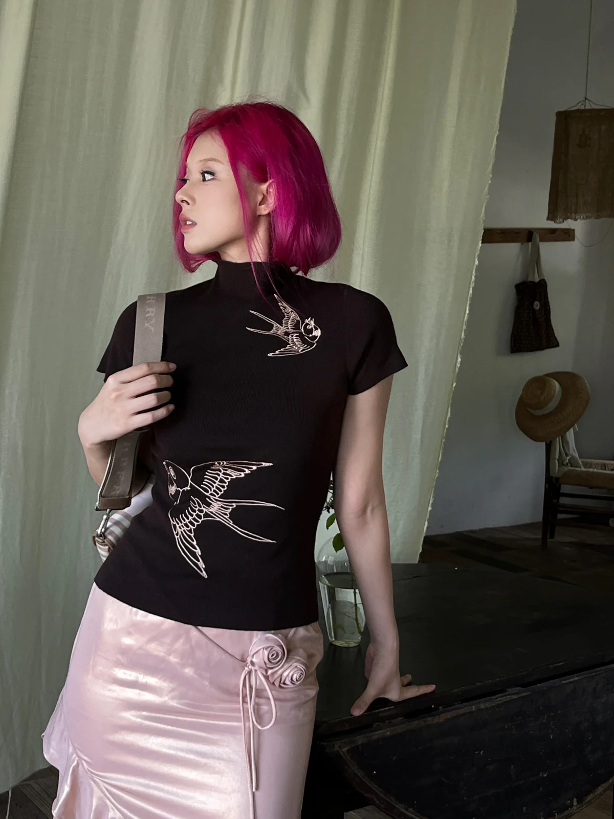 Fei Yan 飞燕 Flying Sparrow New Chinese Style Knit Short Sleeve Turtleneck Top - Image 6