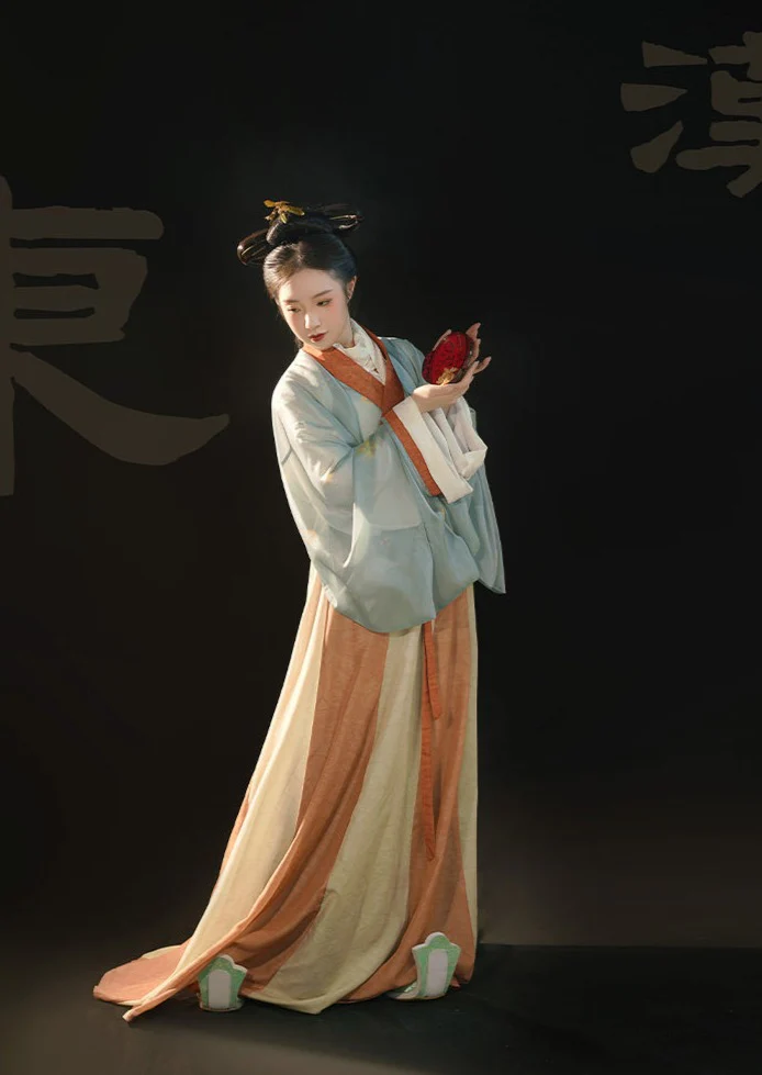 Fenghuang Shan 凤凰山 Phoenix Mountain Eastern Han Restoration Ruqun Set - Image 7