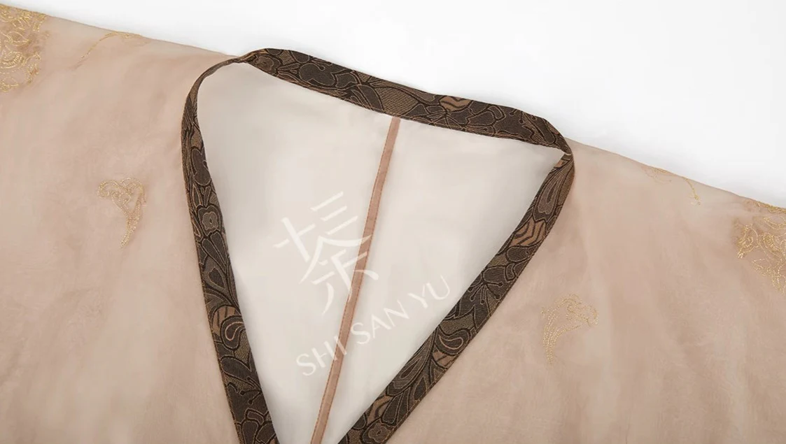 Five String Melody 五弦华韵 Modernized Han Dynasty Mulberry Silk Quju Zhiju Robe Set - Image 10