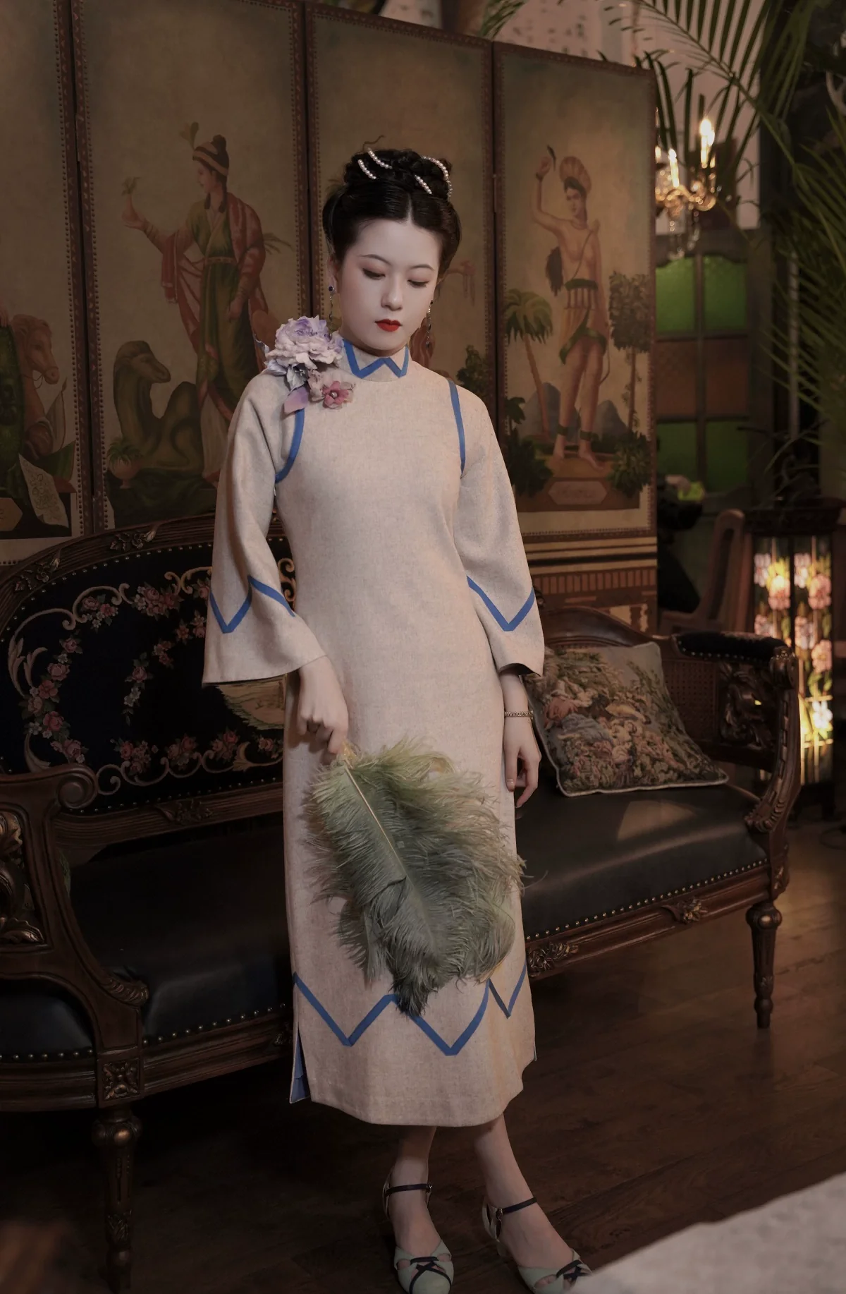 Folding Thoughts 折叠心事 1920s Wool Bottle Neck Qipao - Image 3