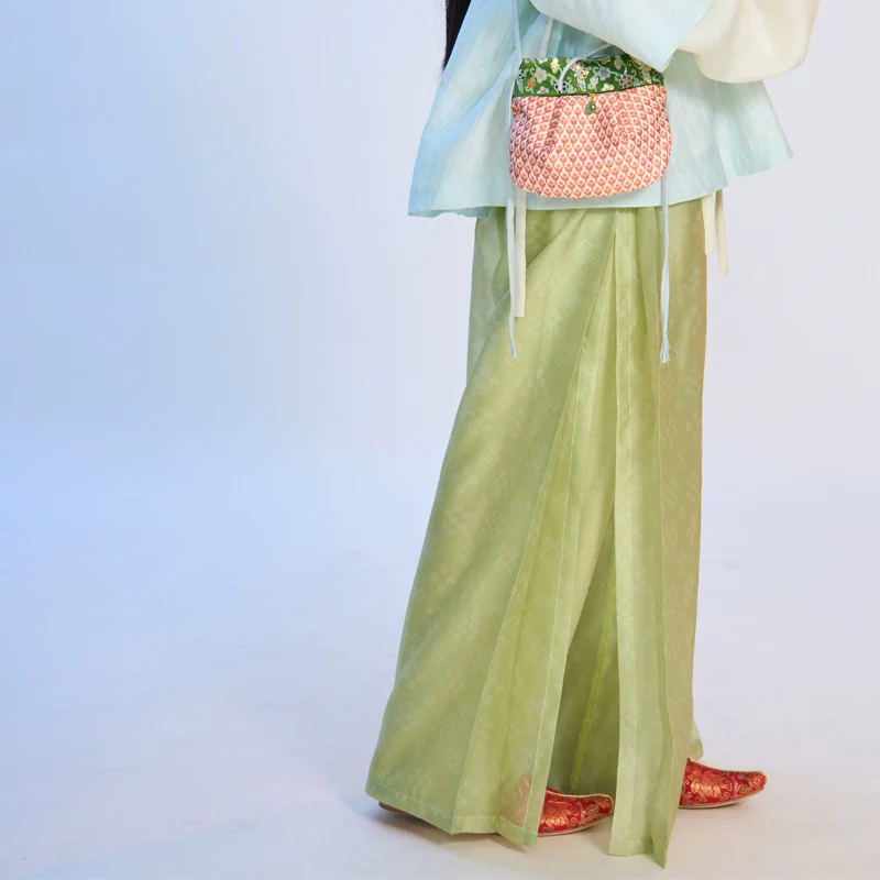 Fu Penzi 覆盆子 Raspberry Southern Song Restoration Hedangku Pants & Haoxiu Racoon Sleeve Shanku Set - Image 22