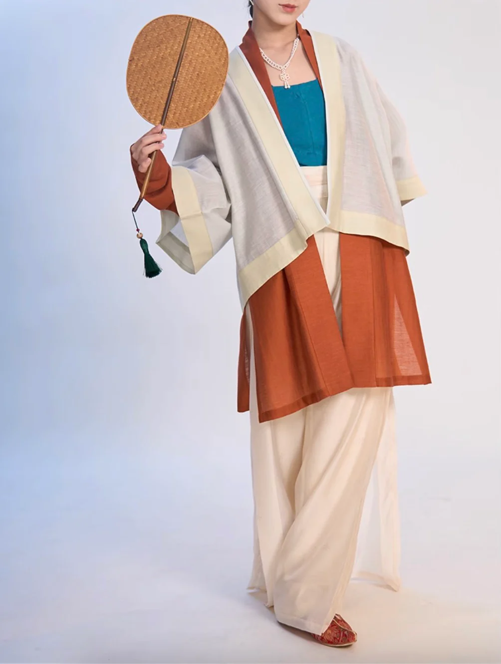 Fu Penzi 覆盆子 Raspberry Southern Song Restoration Hedangku Pants & Haoxiu Racoon Sleeve Shanku Set - Image 9