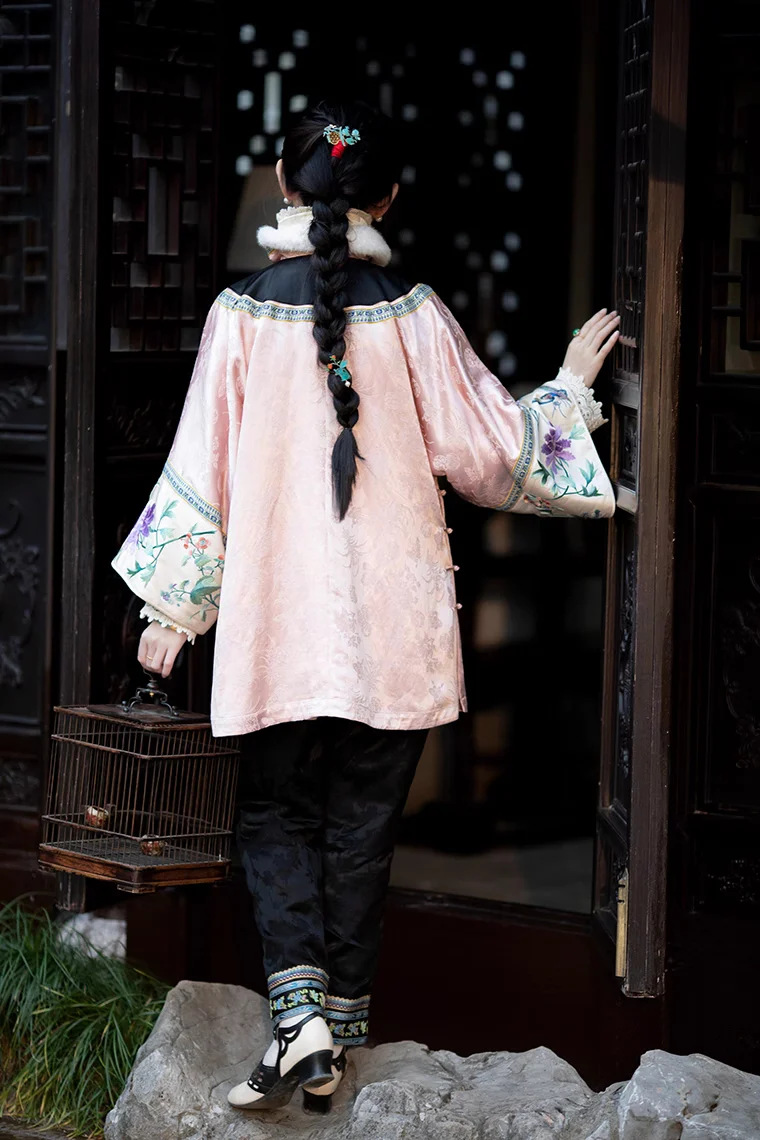 (Presale) Fuguang Xiying 浮光曦影 Floating Shadows 1910s Arrow Leg Brocade Trim Mid Waist Pants - Image 5