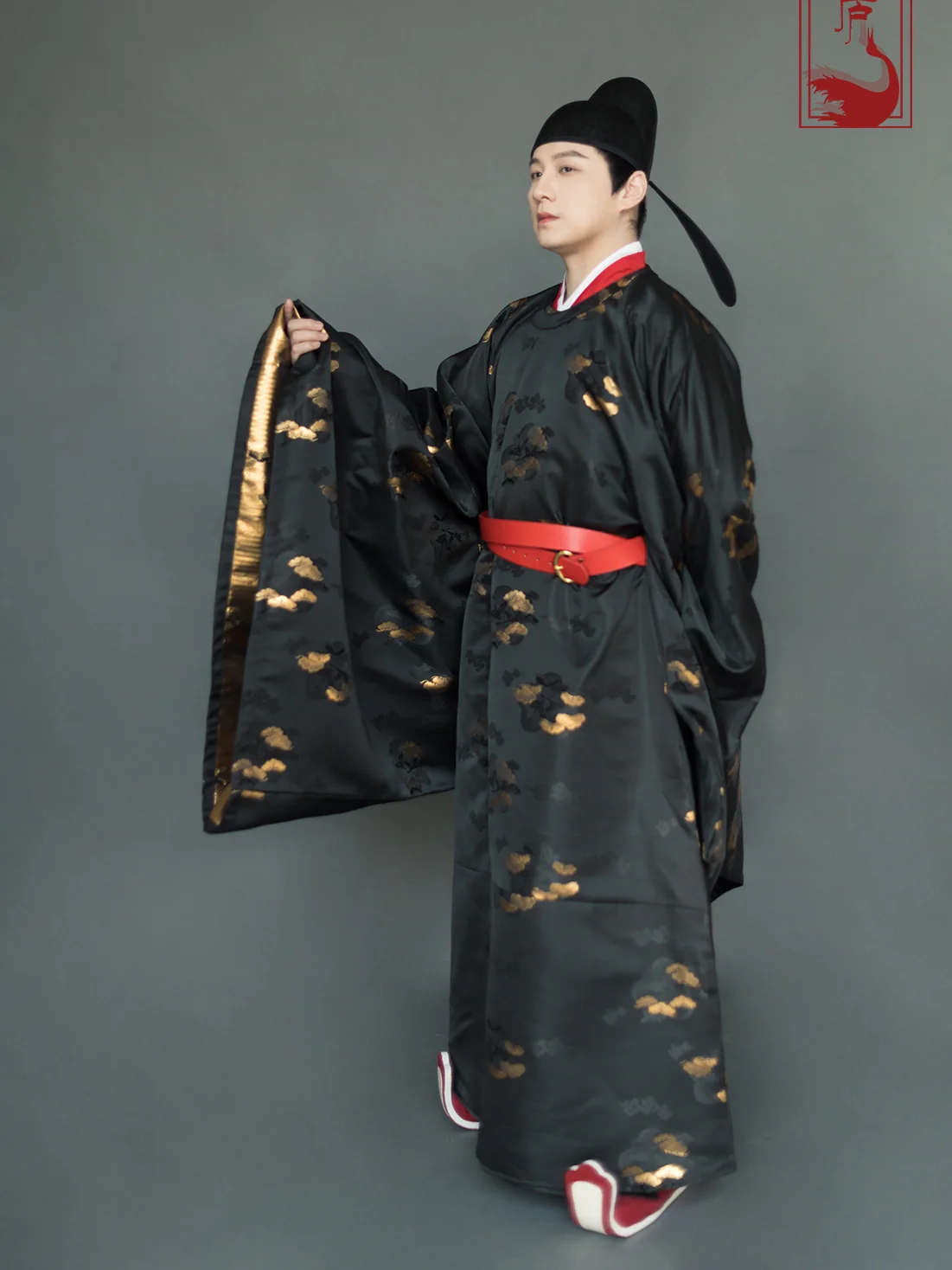 Gong Fu 公服 Northern Song Restoration Men's Court Uniform Yuanlingpao Round Collar Robe - Image 5