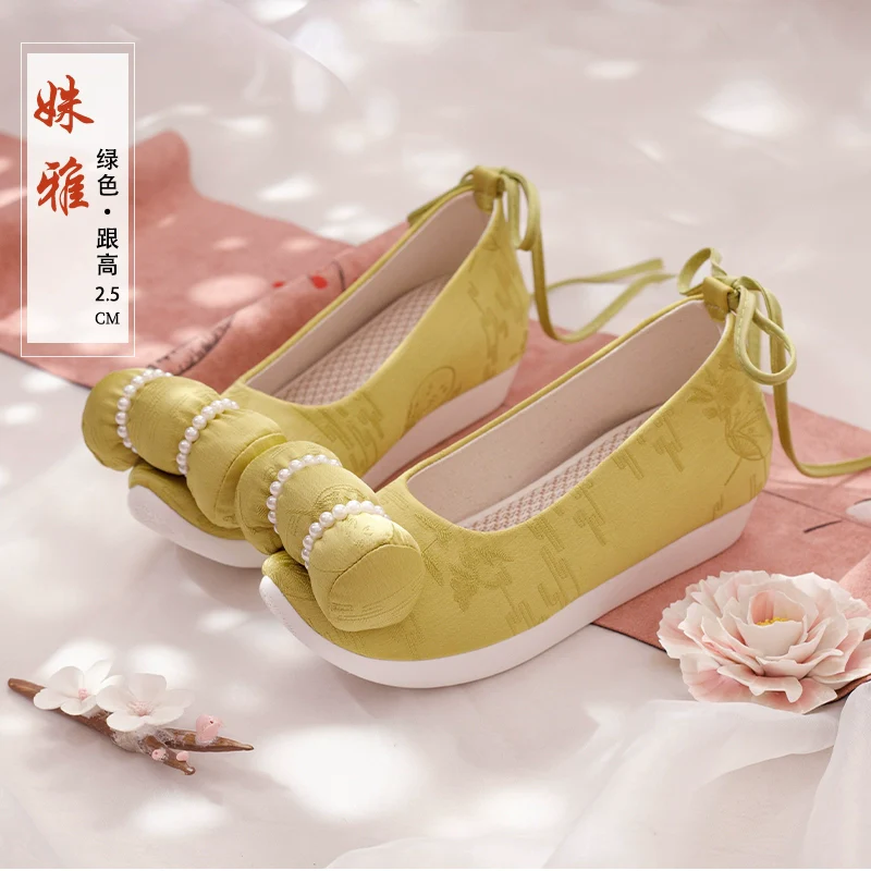 Green Grape 绿葡萄Tang Dynasty Pillow Head Shoes - Image 3