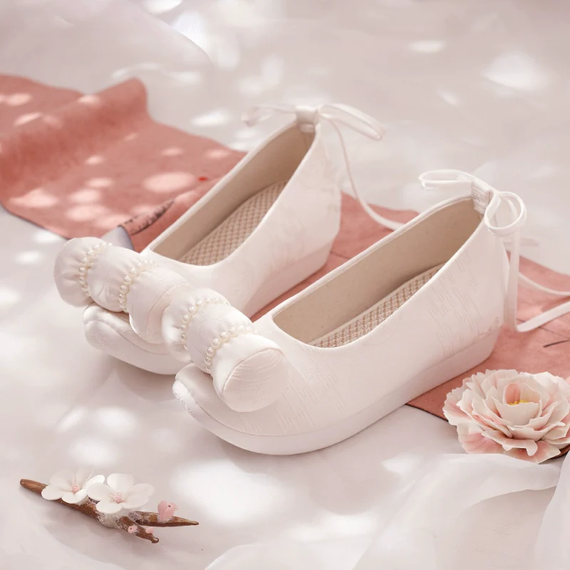 Green Grape 绿葡萄Tang Dynasty Pillow Head Shoes - Image 4