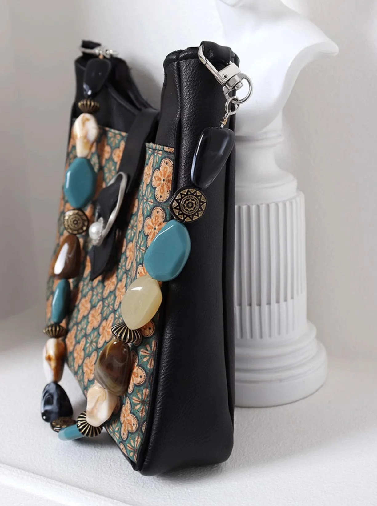 Gu Hua 古花 Ancient Flower Leather Shoulder Bag - Image 7