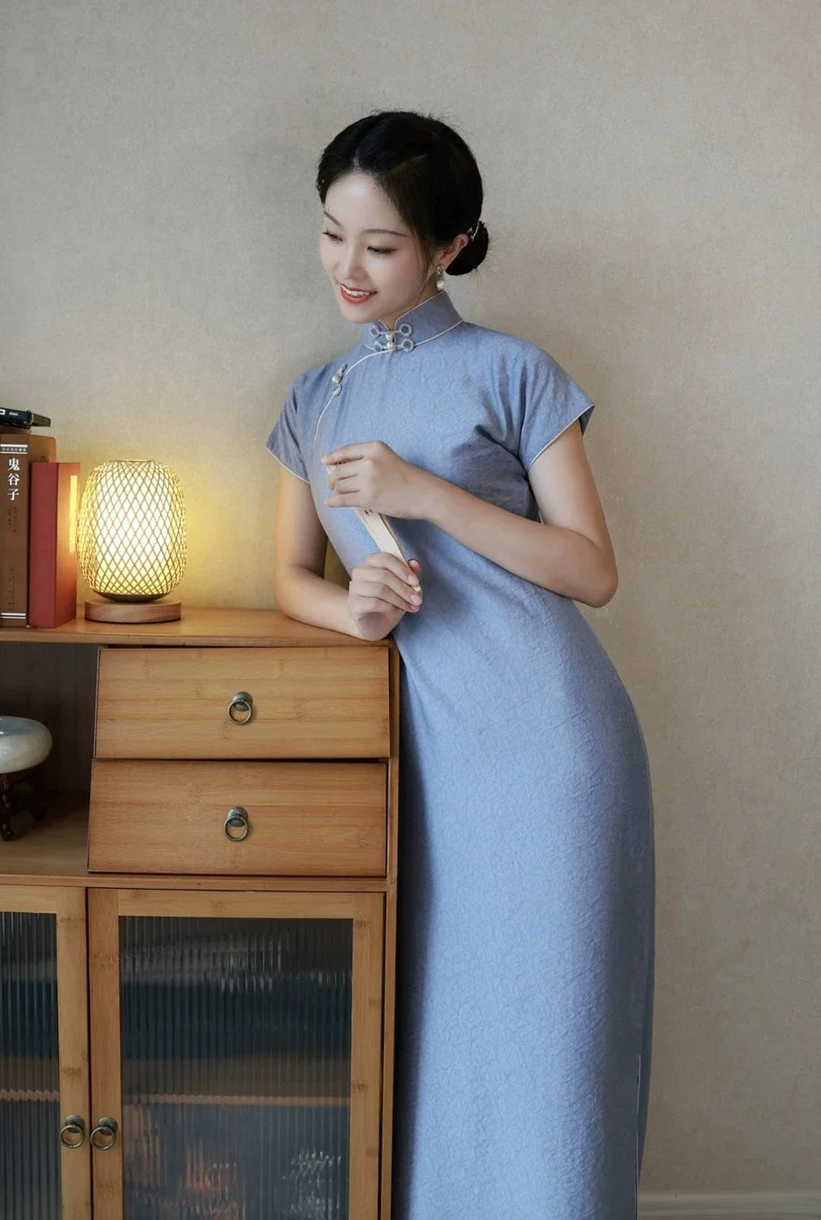 Gu Shu 古书 Vintage Book 1930s Daily Pearl Short Sleeve Qipao - Image 3