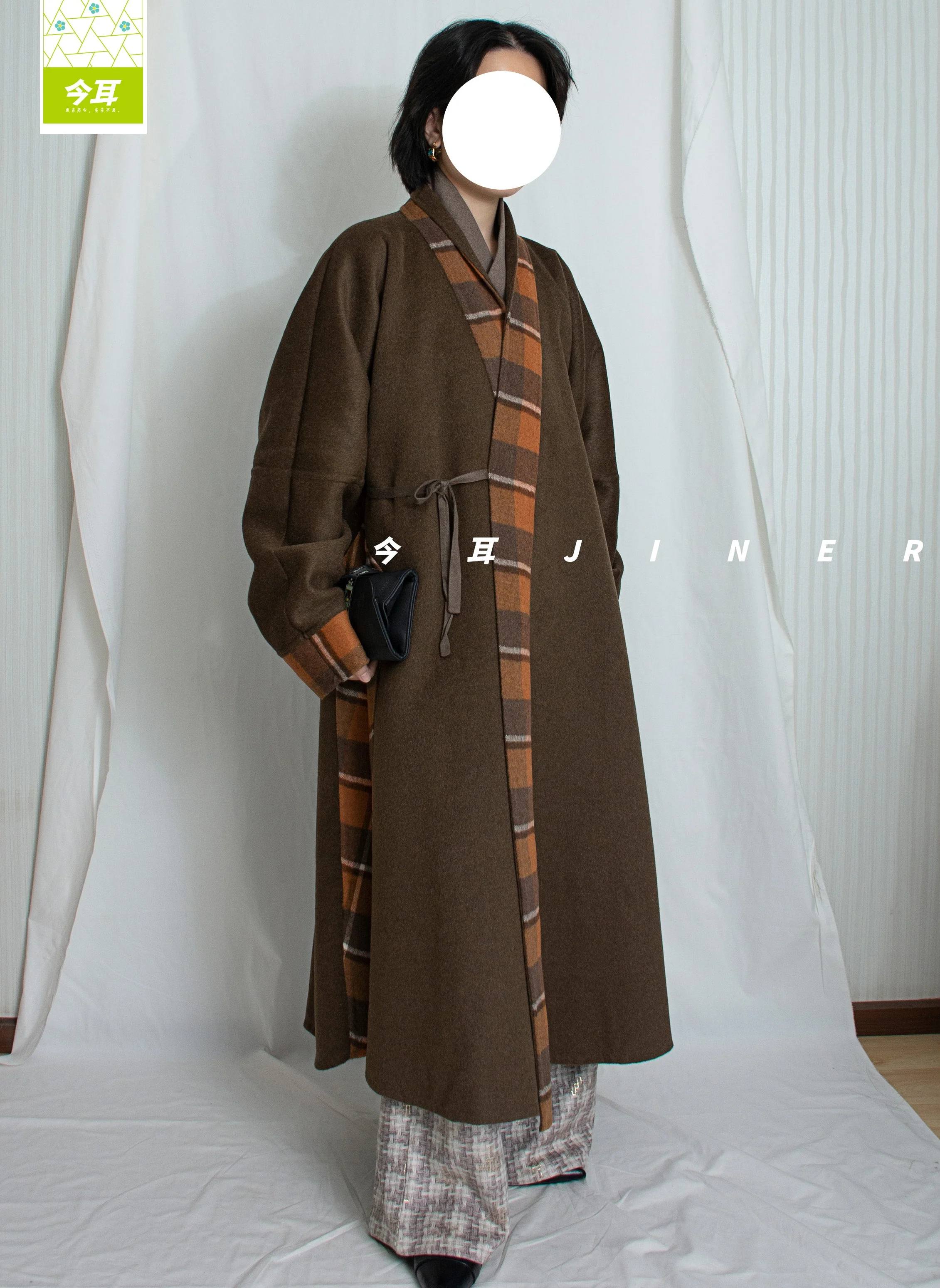 Guagua 瓜瓜 Pumpkin Pumpkin Modernized Early Ming Reversible Plaid Sheep's Wool Coat - Image 12