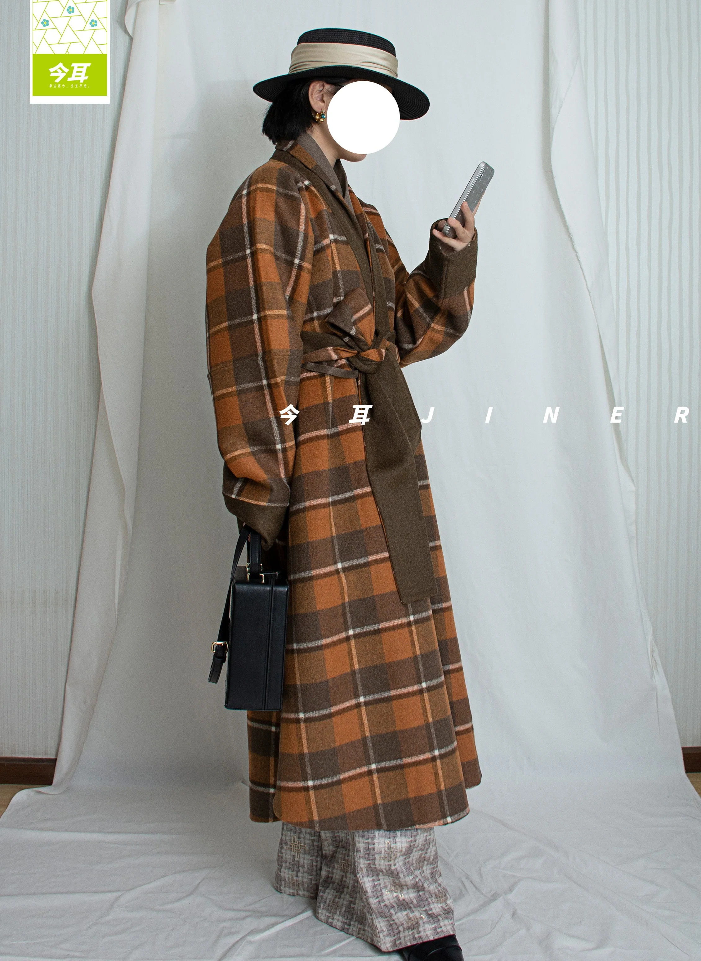 Guagua 瓜瓜 Pumpkin Pumpkin Modernized Early Ming Reversible Plaid Sheep's Wool Coat - Image 6