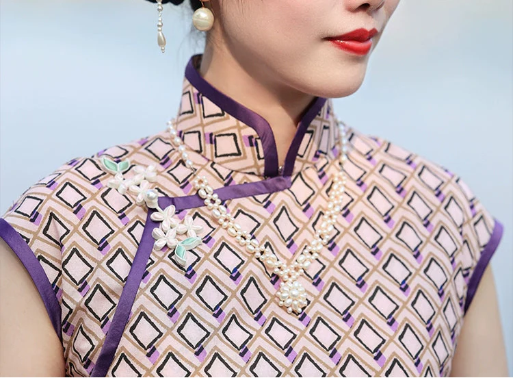 Hai Tang 海棠 Begonia Republic of China Geometric Print Pure Cotton Cap Sleeve Qipao - Image 9