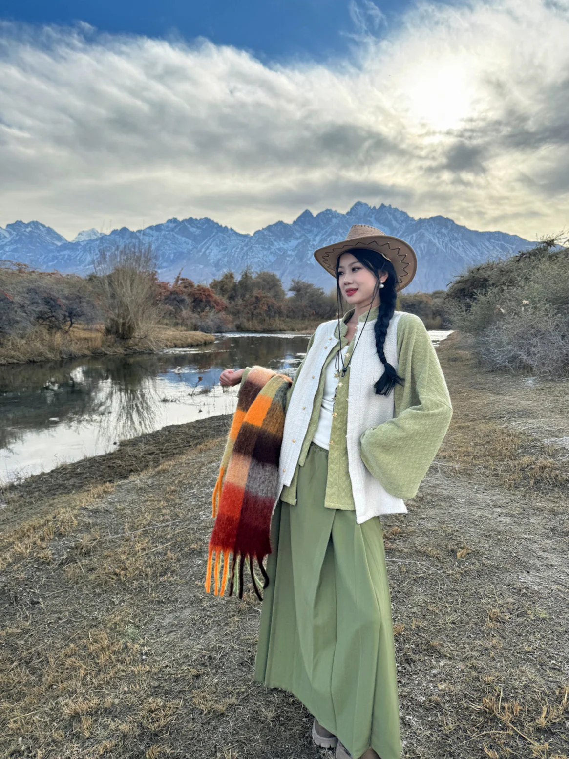 Haiyan 海盐 Sea Salt Modernized Ming Plus Size Knit Standing Collar Top & Easy Wear Mamian Skirt - Image 15