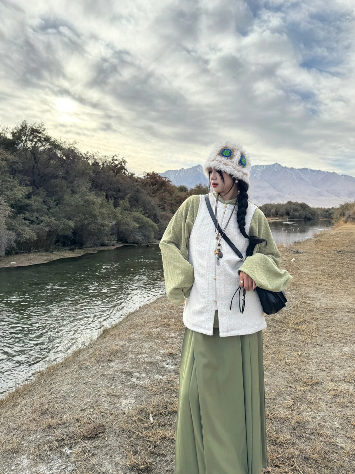 Haiyan 海盐 Sea Salt Modernized Ming Plus Size Knit Standing Collar Top & Easy Wear Mamian Skirt - Image 17