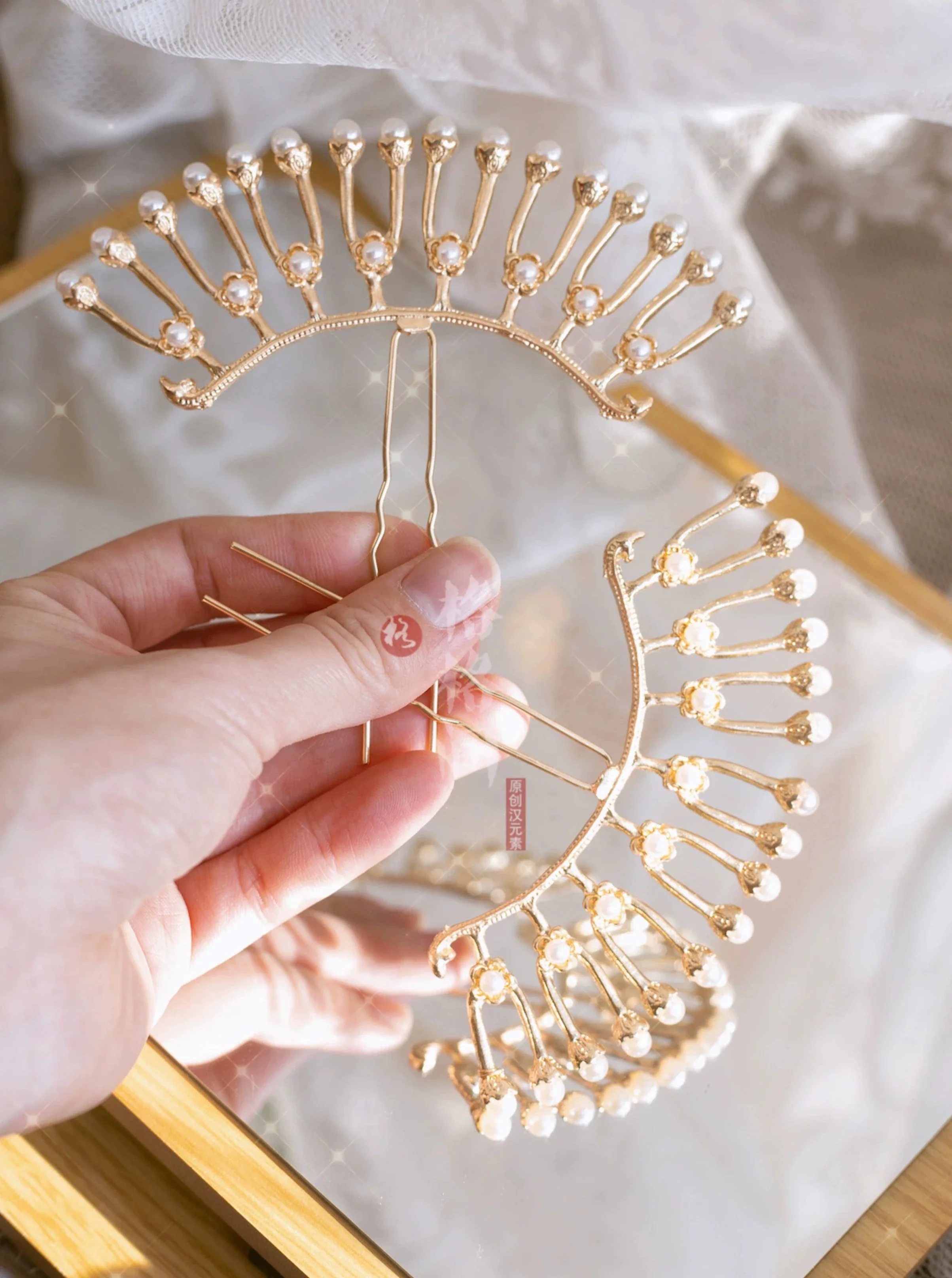 Halo 光环 Double Tiered Pearl Tang Ming Curved Hairpins - Image 6