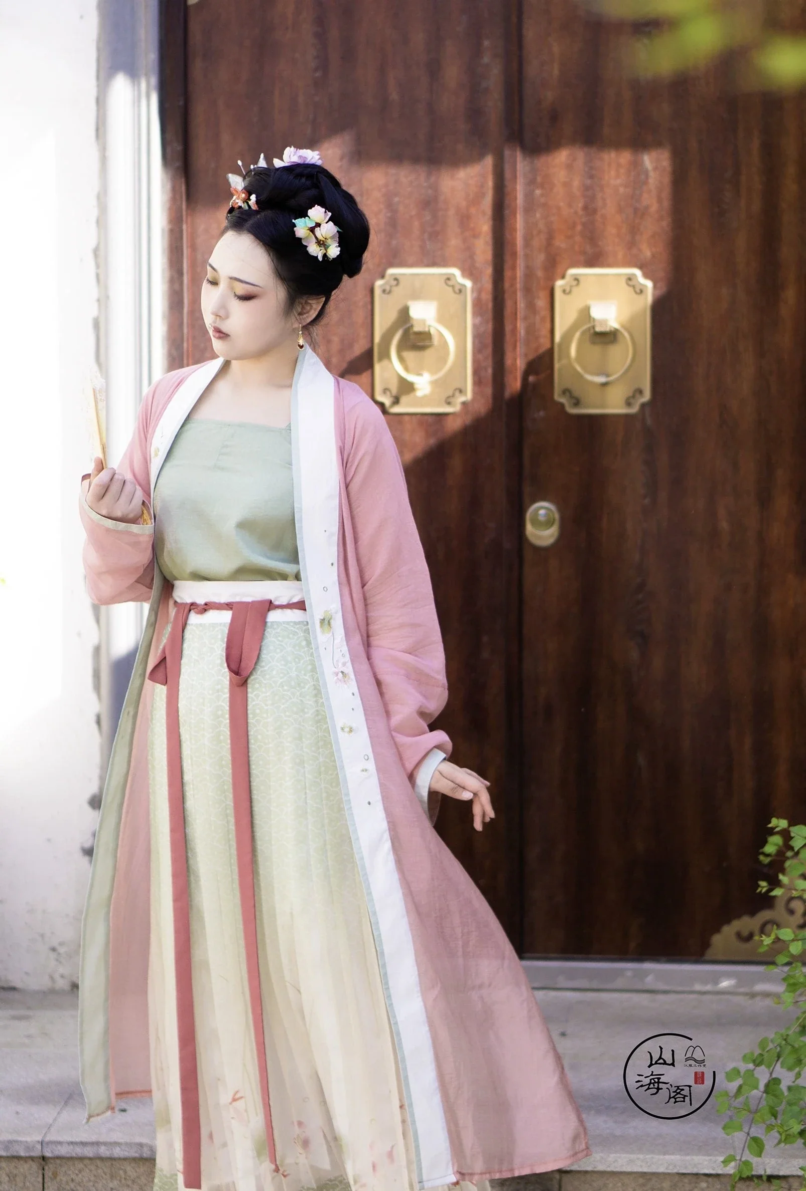 Han Dan 菡萏 Blooming Lotus Song Dynasty Plus Size Embroidered Baidiequn Ruqun Set - Image 3