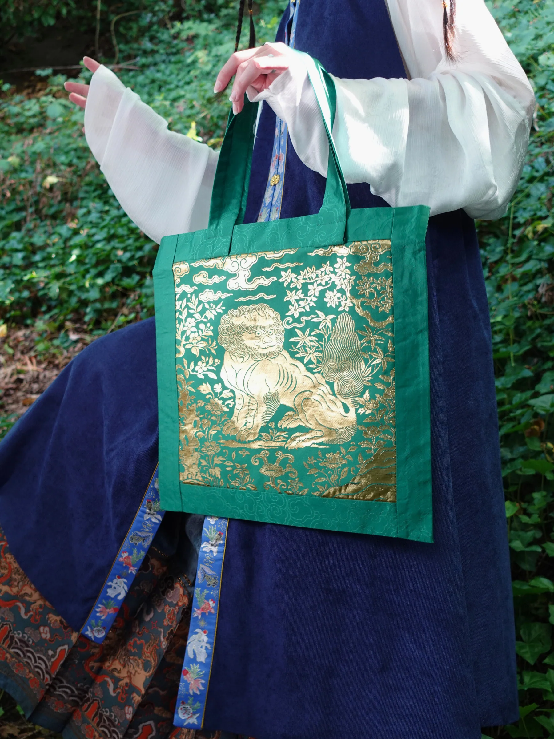Xiang Shi 祥狮 Lucky Lion Golden Buzi Patch Brocade Tote Bag - Image 4